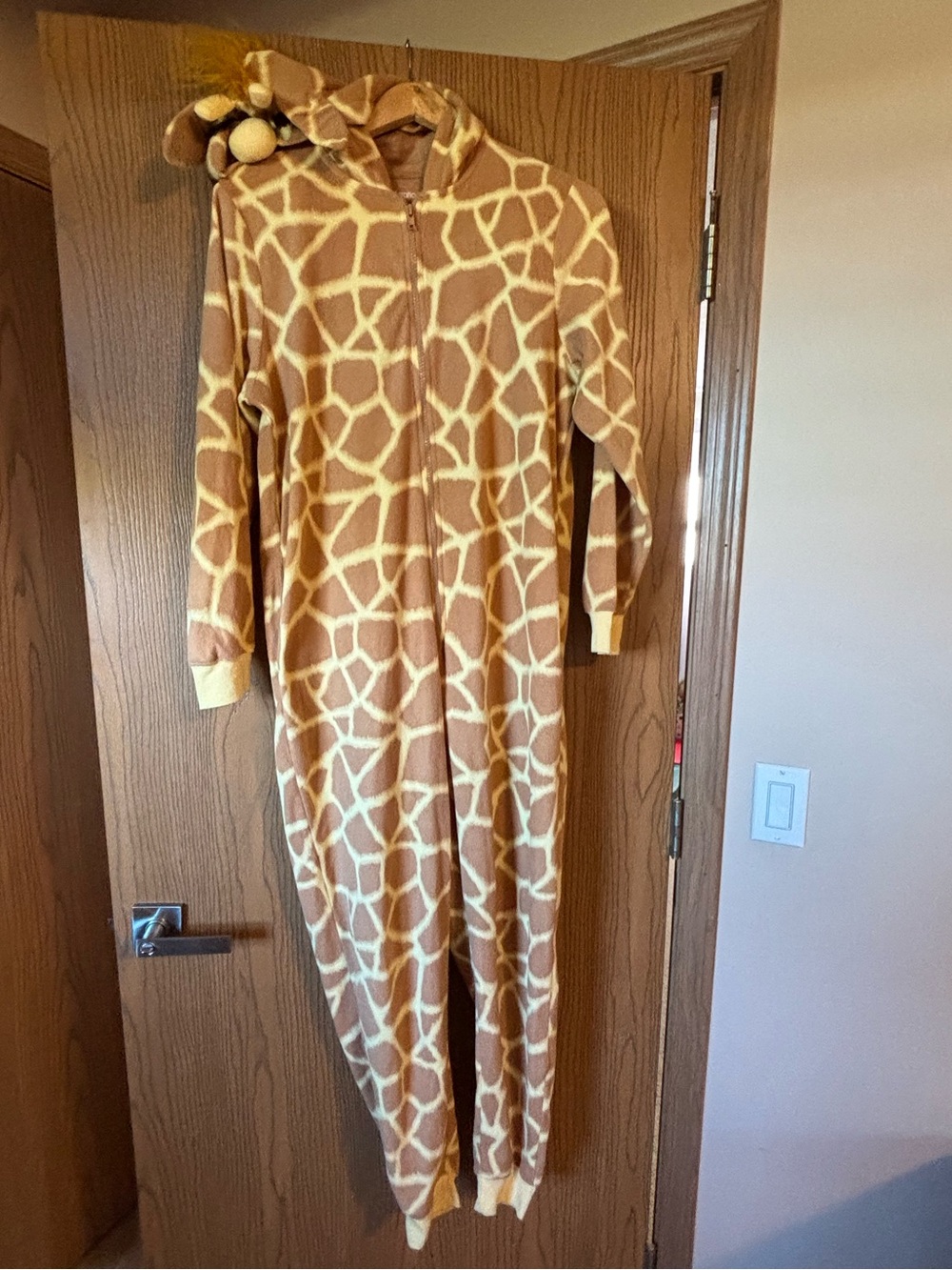 Xhilaration Giraffe-Print Hooded Pajama Onesie - Costume